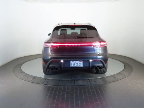 Certified 2026 Porsche Macan AWD/4WD image 6