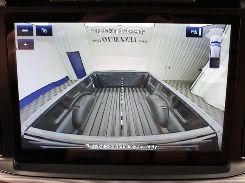 Used 2022 Ford F150 Platinum image 19