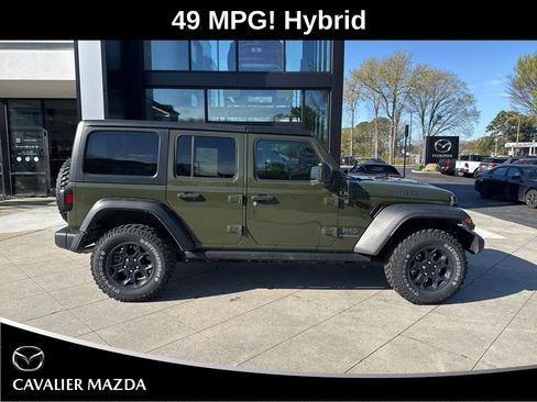 Used 2023 Jeep Wrangler Unlimited image 5