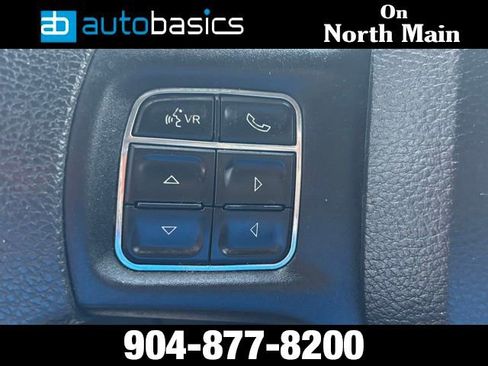 Used 2020 RAM 1500 Classic SLT AWD/4WD image 28