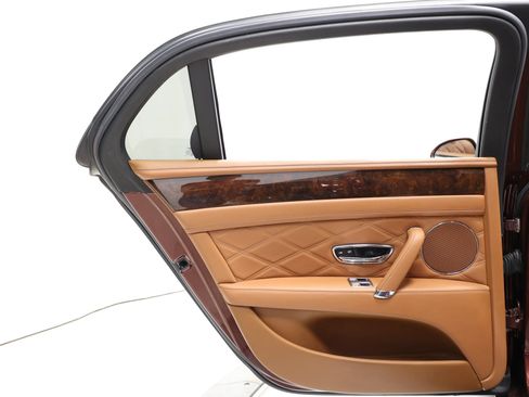Used 2014 Bentley Flying Spur W12 AWD/4WD image 52