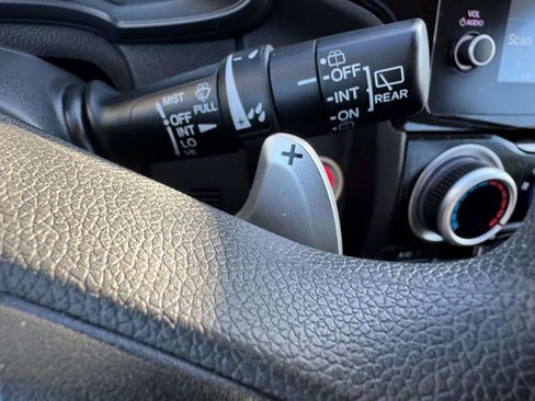 Used 2019 Honda Fit EX image 24