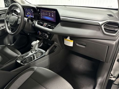 New 2026 Chevrolet TrailBlazer LT w/ Midnight Edition FWD image 30