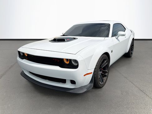 Used 2021 Dodge Challenger R/T Scat Pack image 10