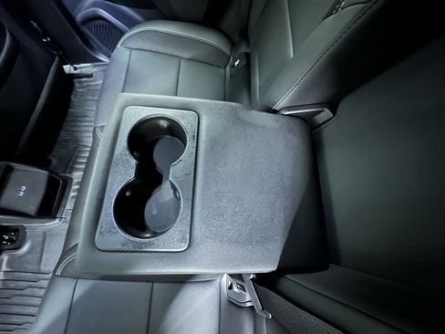 Certified 2024 Chevrolet Equinox EV LT FWD image 20