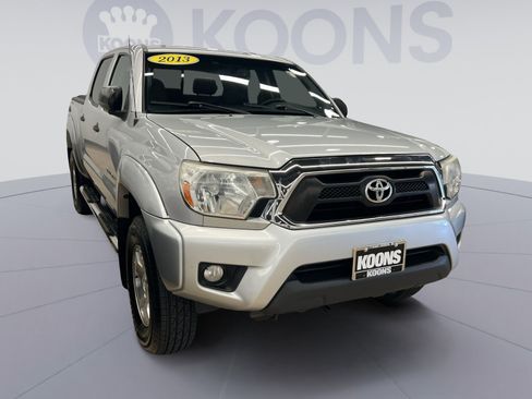 Used 2013 Toyota Tacoma 4x4 Double Cab w/ SR5 Pkg image 5