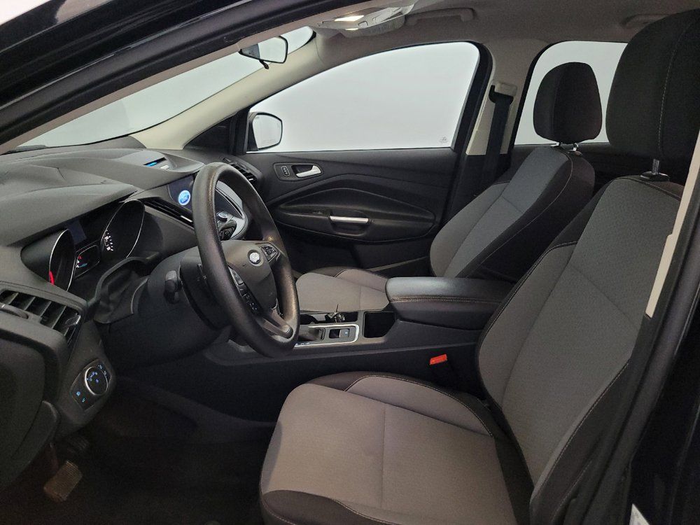 Used 2017 Ford Escape SE w/ Equipment Group 201A AWD/4WD image 17