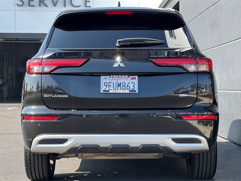 Used 2023 Mitsubishi Outlander SEL image 7