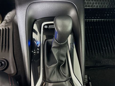 Certified 2025 Toyota Corolla XSE image 18