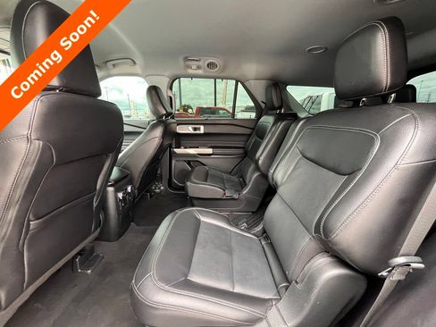 Used 2022 Ford Explorer Limited RWD image 26