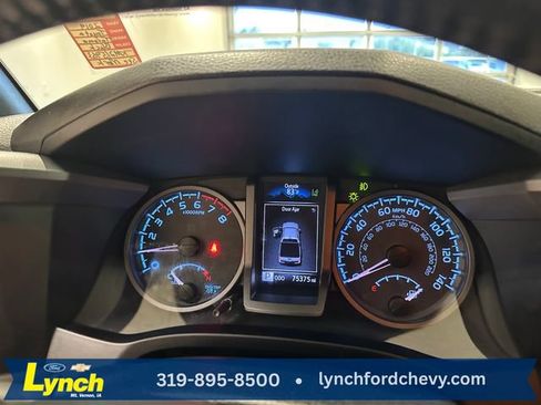 Used 2019 Toyota Tacoma TRD Off-Road AWD/4WD image 29