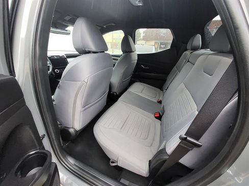 Used 2023 Hyundai Santa Cruz SE AWD/4WD image 15