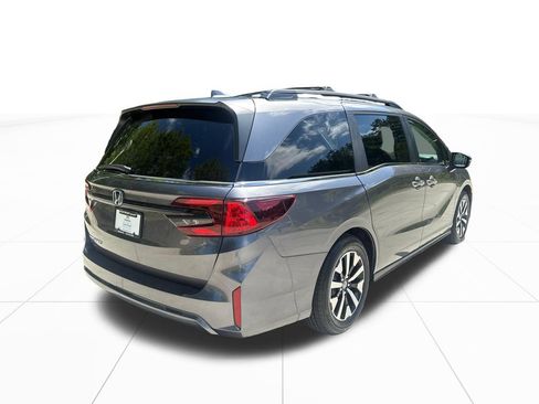 Certified 2026 Honda Odyssey EX-L image 9