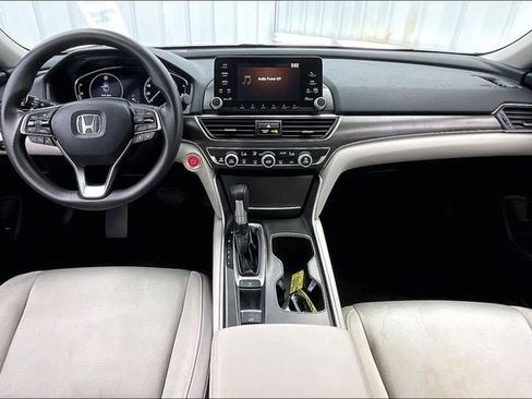 Used 2019 Honda Accord LX image 14