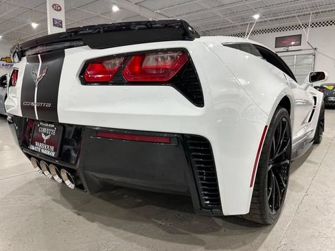 Used 2019 Chevrolet Corvette Grand Sport RWD image 3