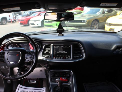 Used 2020 Dodge Challenger R/T Scat Pack RWD image 16