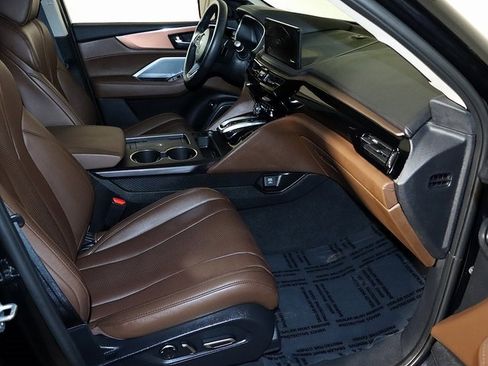 Certified 2025 Acura MDX w/ Technology Package image 36