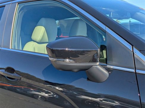 New 2025 Mitsubishi Eclipse Cross SEL image 11