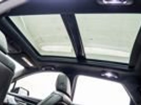 Used 2024 Cadillac XT5 Premium Luxury image 2