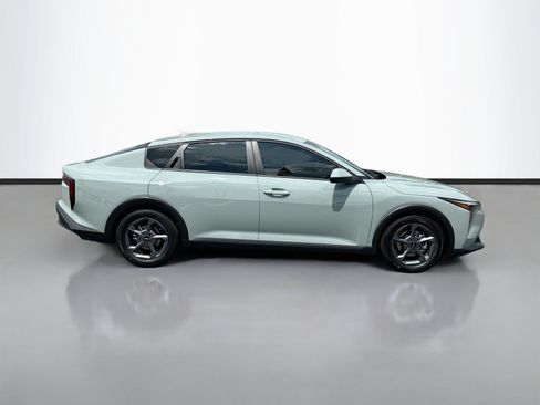 Used 2026 Kia K4 FWD image 8