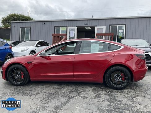 Used 2018 Tesla Model 3 Performance image 5