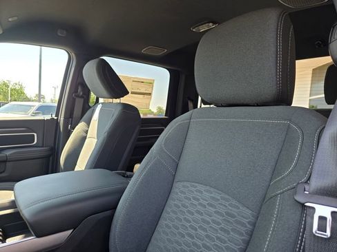 New 2026 RAM 2500 Big Horn AWD/4WD image 6