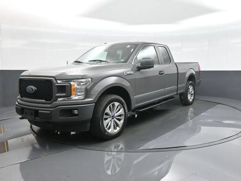 Used 2018 Ford F150 XL w/ Equipment Group 101A Mid AWD/4WD image 3