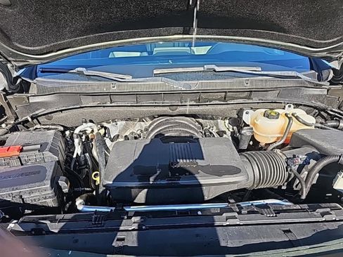 Used 2023 Chevrolet Tahoe Z71 w/ Luxury Package image 12