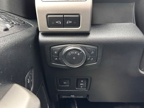 Used 2019 Ford F350 Lariat w/ Lariat Ultimate Package image 29