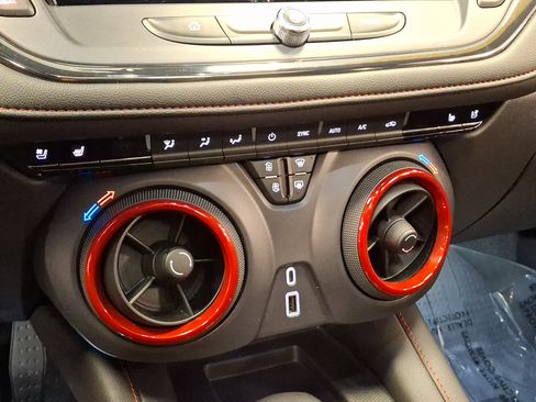 Certified 2023 Chevrolet Blazer RS w/ Driver Confidence II Package image 16