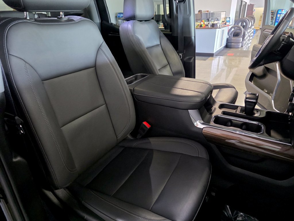 Used 2024 Chevrolet Silverado 1500 RST w/ Redline Edition AWD/4WD image 20