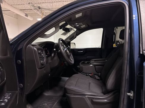 Used 2020 Chevrolet Silverado 1500 Custom w/ Custom Value Package image 19
