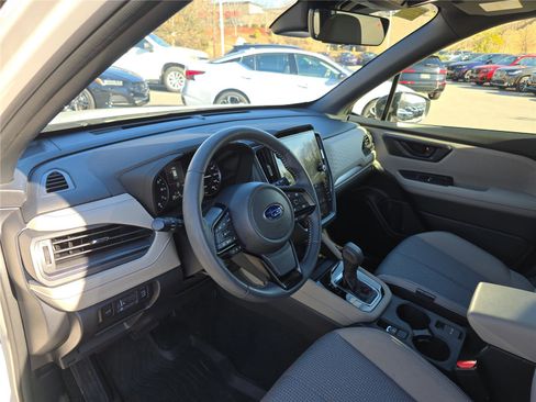 Used 2025 Subaru Forester Premium w/ Convenience Package #1 image 23