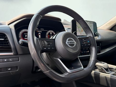Used 2021 Nissan Rogue Platinum FWD image 50