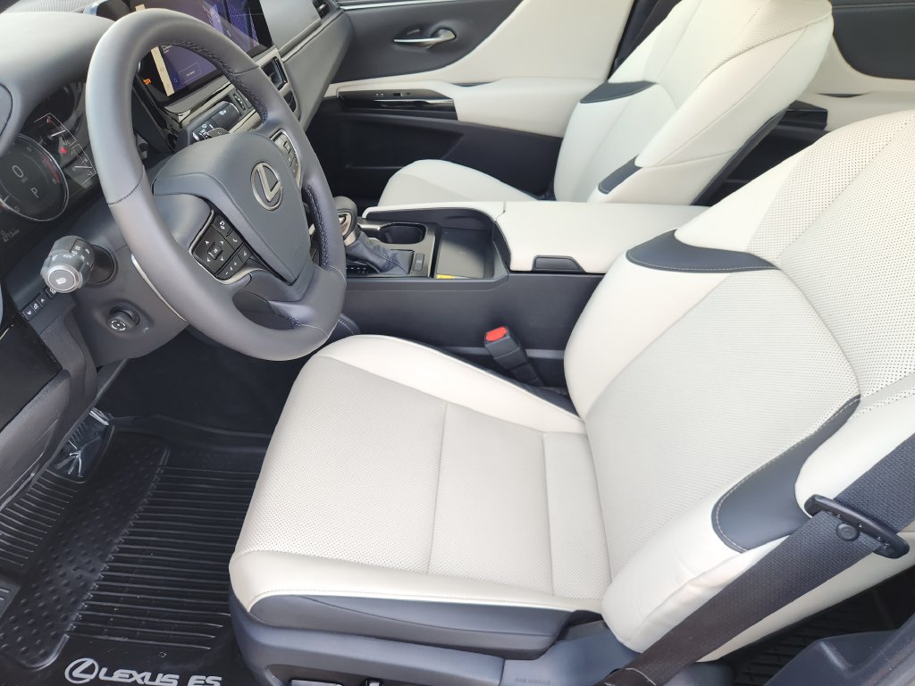Certified 2024 Lexus ES 350 w/ Premium Package FWD image 13