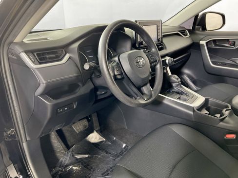 Used 2019 Toyota RAV4 LE w/ All Weather Liner Package image 9