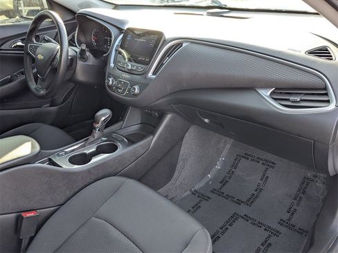 Used 2024 Chevrolet Malibu RS w/ LPO, Floor Liner Package image 25