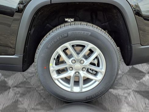 New 2026 Jeep Grand Cherokee L Laredo AWD/4WD image 21