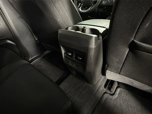 Used 2025 GMC Canyon Elevation w/ Convenience Package image 30