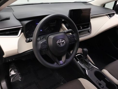 Used 2024 Toyota Corolla LE FWD image 15