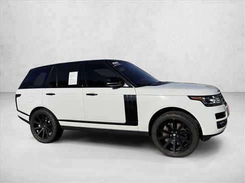 Used 2017 Land Rover Range Rover Supercharged AWD/4WD image 4