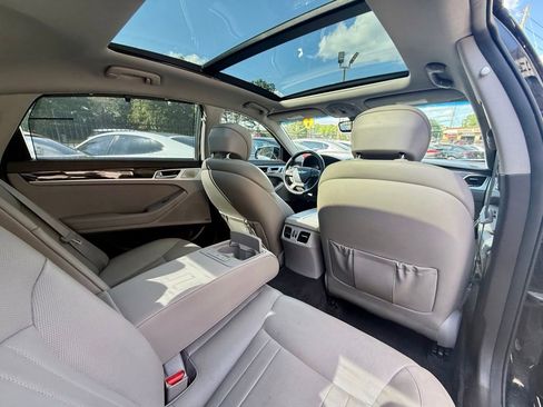 Used 2018 Genesis G80 3.8 w/ Option Group 02 RWD image 28