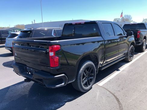 Used 2025 Chevrolet Silverado 1500 High Country w/ Midnight Edition AWD/4WD image 4