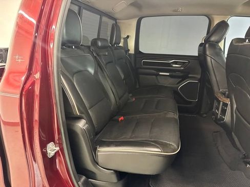 Used 2019 RAM 1500 Laramie AWD/4WD image 32