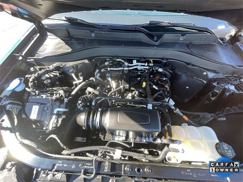 Used 2022 Ford Explorer XLT image 26
