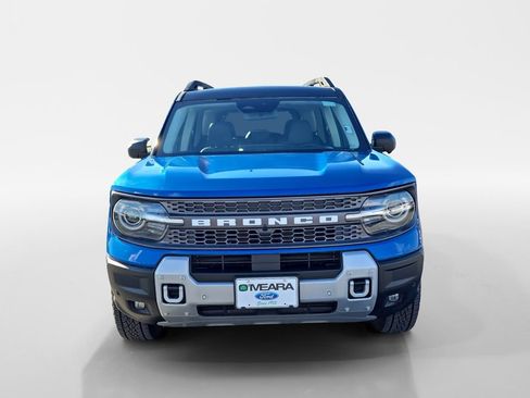 Used 2025 Ford Bronco Sport Badlands image 9