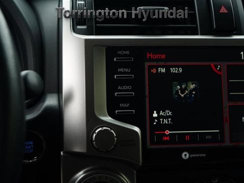 Used 2022 Toyota 4Runner SR5 Premium image 16