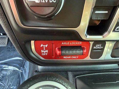 New 2025 Jeep Gladiator Mojave w/ Safety Group image 22