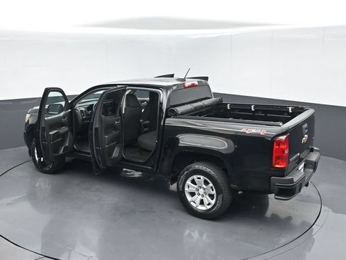 Used 2018 Chevrolet Colorado LT AWD/4WD image 56