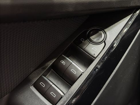 New 2026 Chevrolet Equinox RS w/ LPO, Floor Liner Package image 33